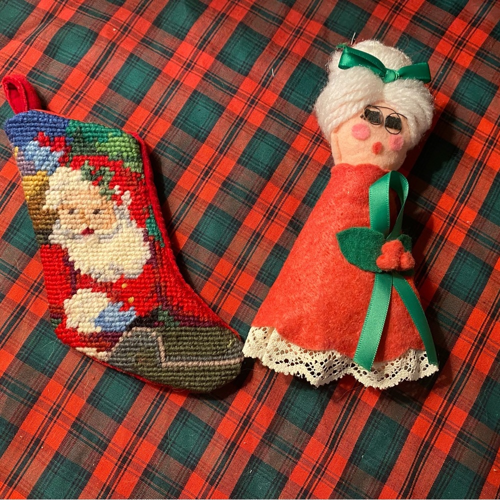 ⭐️5/$20 vintage ornaments
